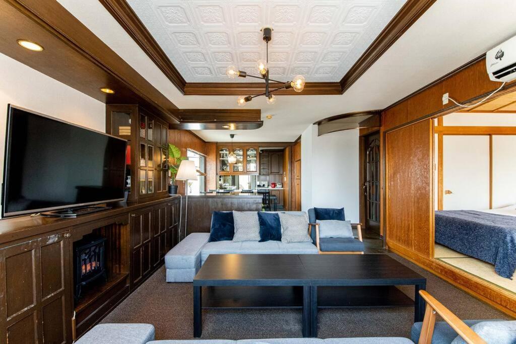 Sanacion Motomachi 7 なんばで150平米の広々空間 最大14名 Netflix見れます Apartment Osaka Ngoại thất bức ảnh
