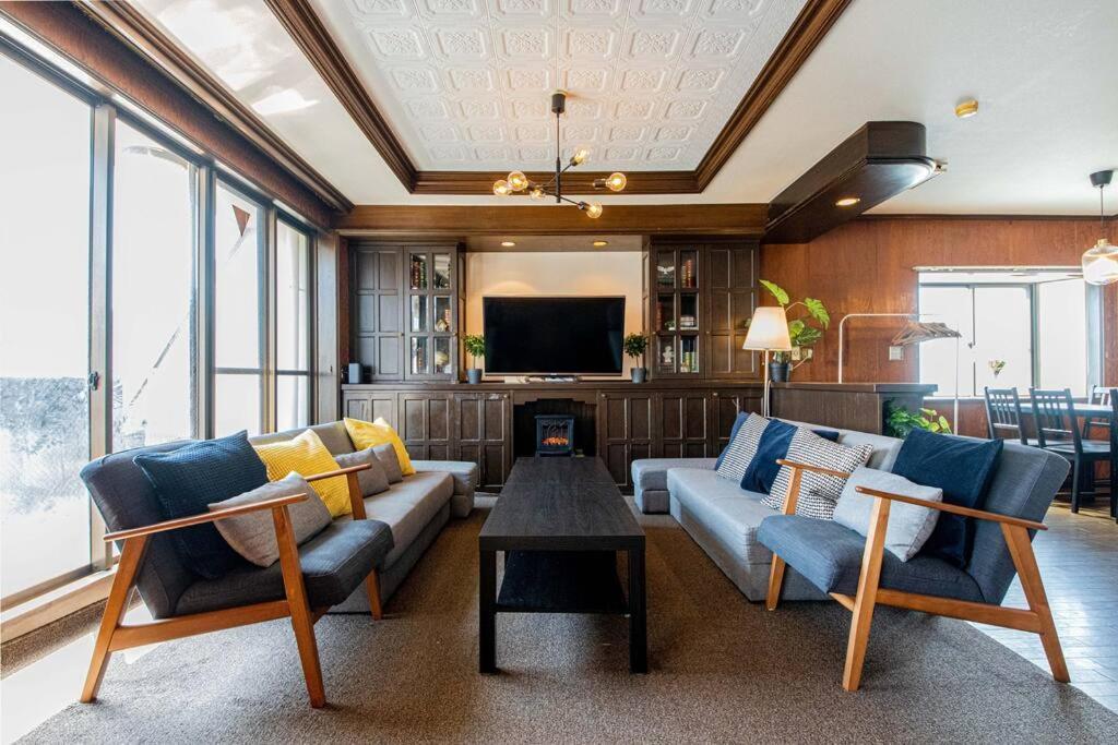 Sanacion Motomachi 7 なんばで150平米の広々空間 最大14名 Netflix見れます Apartment Osaka Ngoại thất bức ảnh