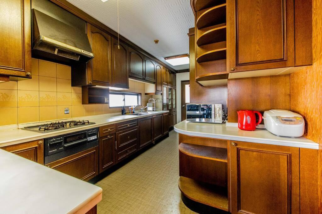 Sanacion Motomachi 7 なんばで150平米の広々空間 最大14名 Netflix見れます Apartment Osaka Ngoại thất bức ảnh